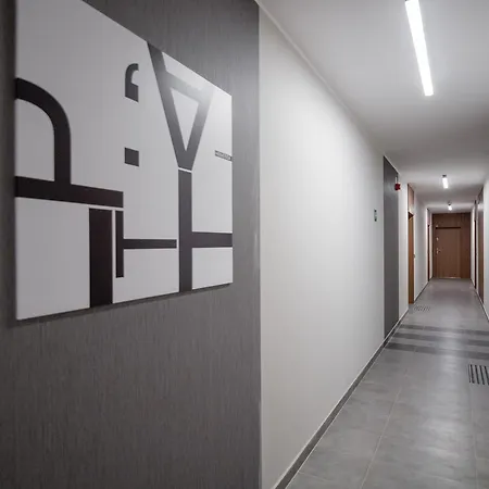 アパート Apartament Kwartal Uniwersytecki 12 *